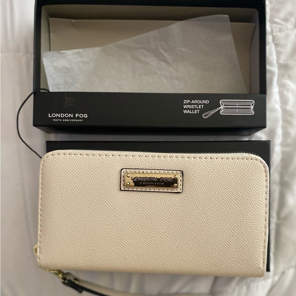 London Fog Wristlet